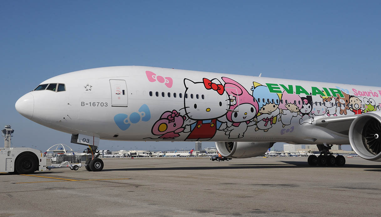 hello kitty jet