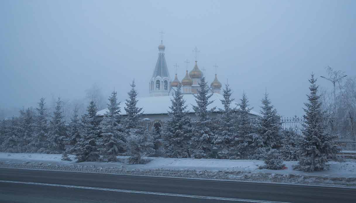Viaggio tra i ghiacci di Yakutsk, la città più fredda del mondo