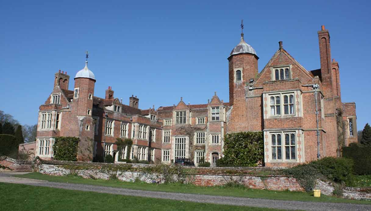 Kentwell-Hall