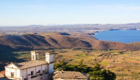 Cosa vedere nel borgo di Montefiascone, sul Lago di Bolsena