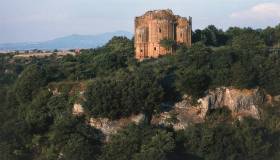 Tutte le meraviglie di Norchia, la “Petra d’Italia”