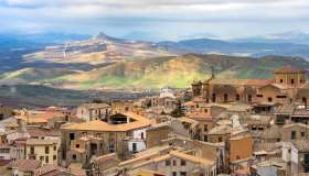 “La Divina Commedia in 100 borghi”, viaggio nell’Italia dantesca