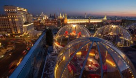 Dormire, mangiare e fare yoga in una bubble room