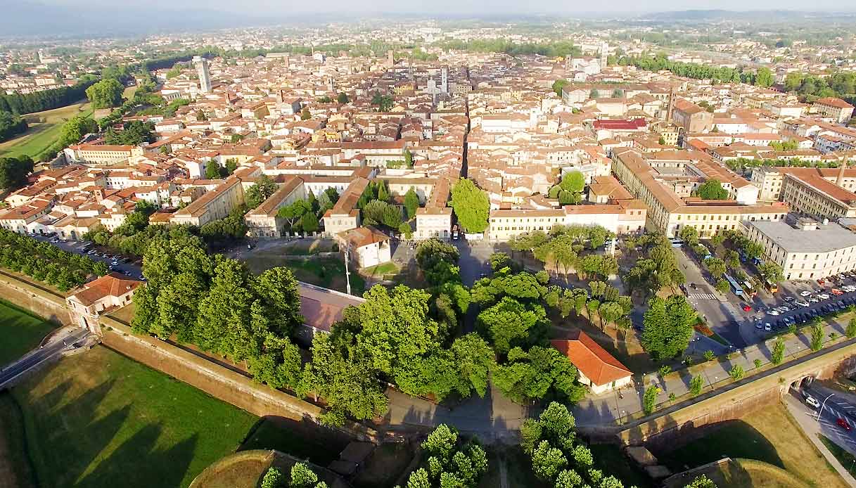 lucca-mura