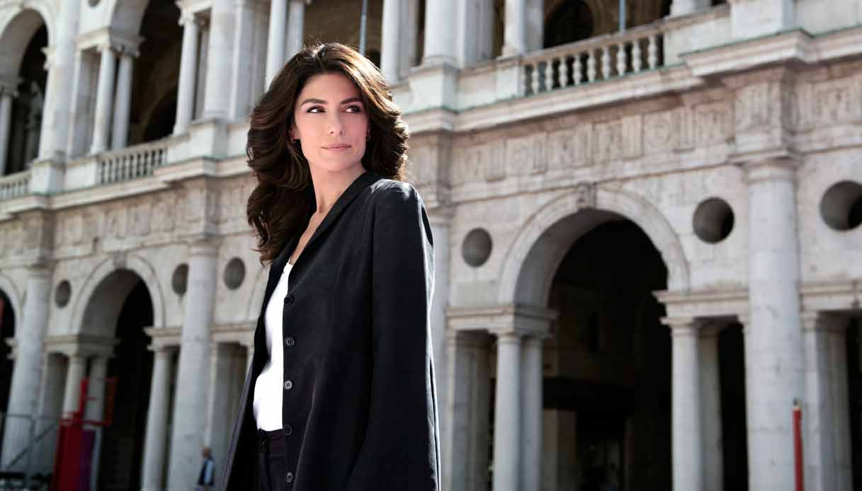 anna-VALLE-luce-occhi-serie--tv