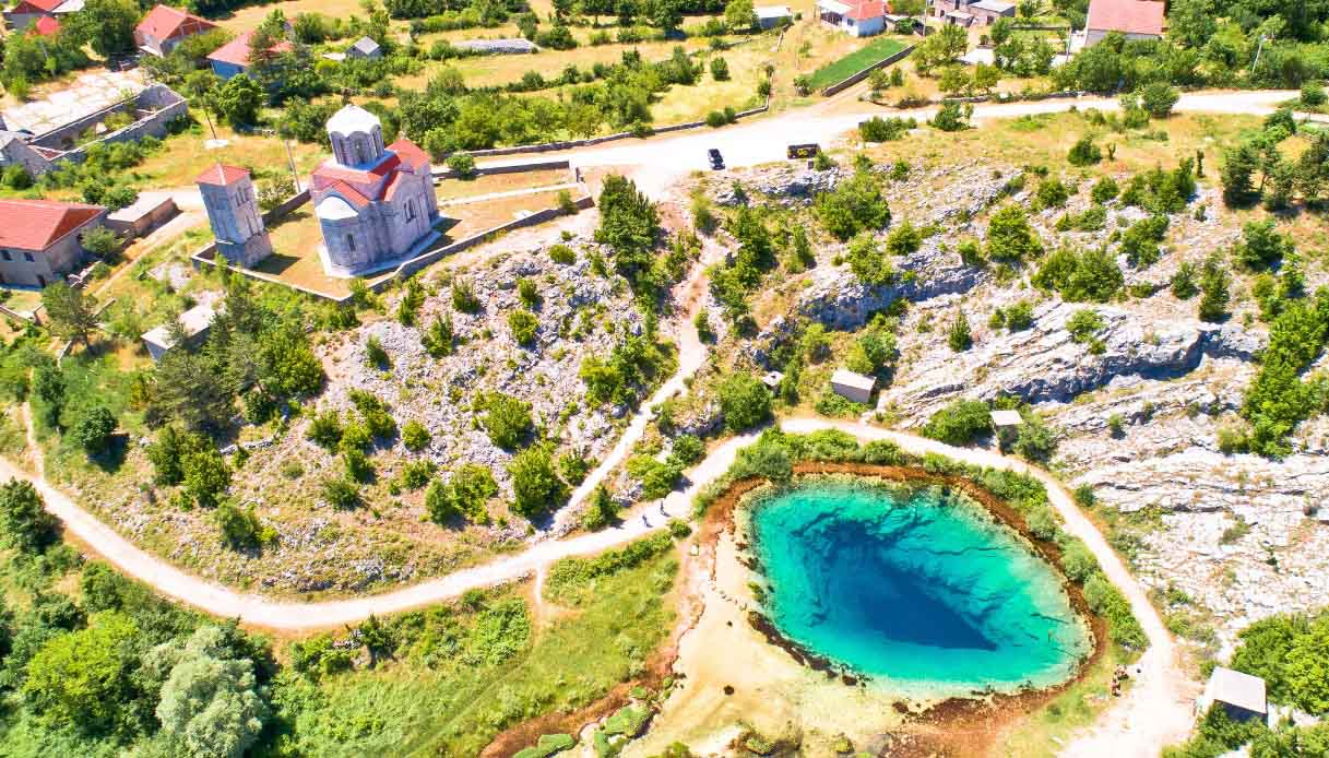 Occhio della Terra in Croazia: vista dall'alto