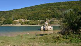 Chiese abbandonate: le più suggestive al mondo