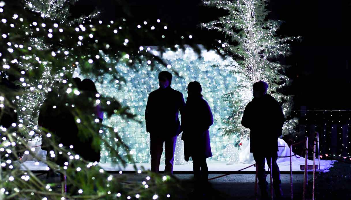 laveno-mombello-lucine-natale