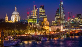 Viaggi, è boom di esperienze notturne