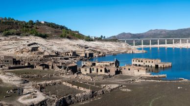 Aceredo: l’Atlantide spagnola riemersa dalle acque dopo 30 anni