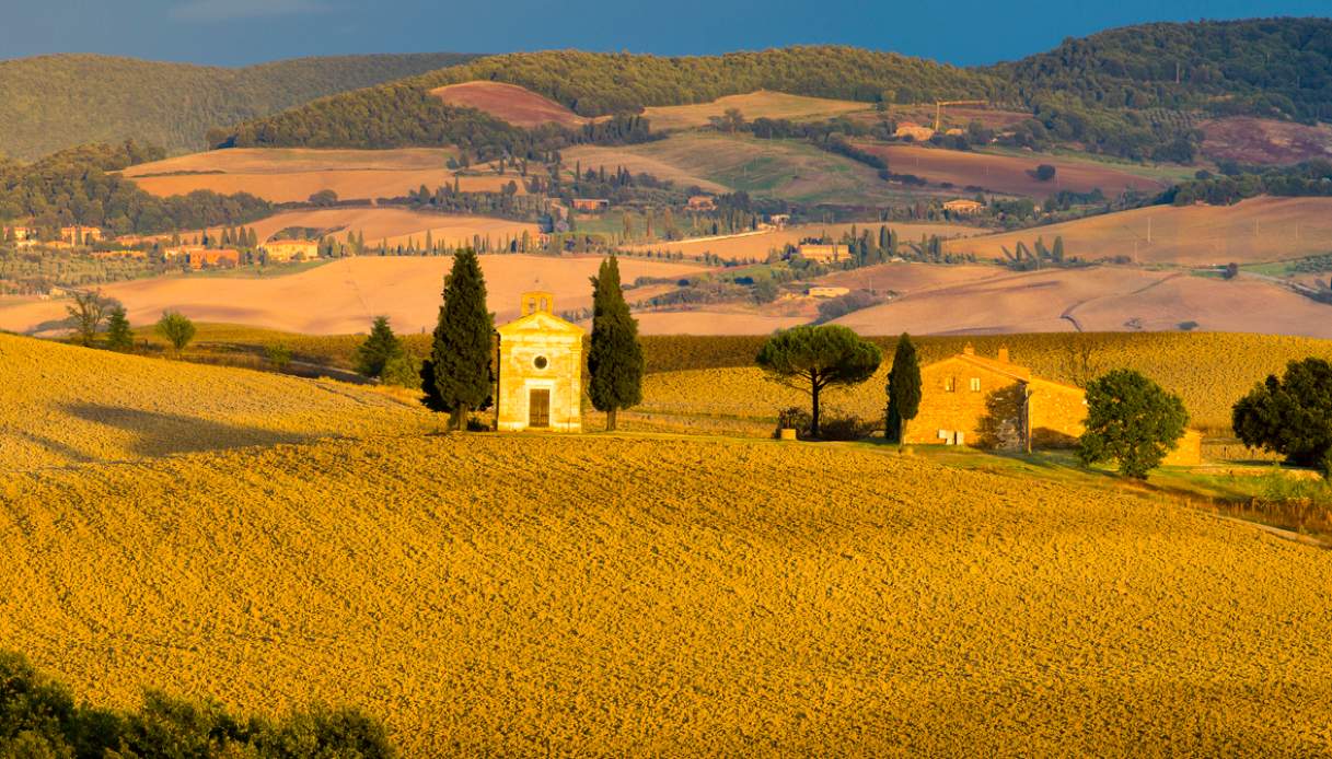 Madonna di Vitaleta, la cappella sperduta in Val d’Orcia