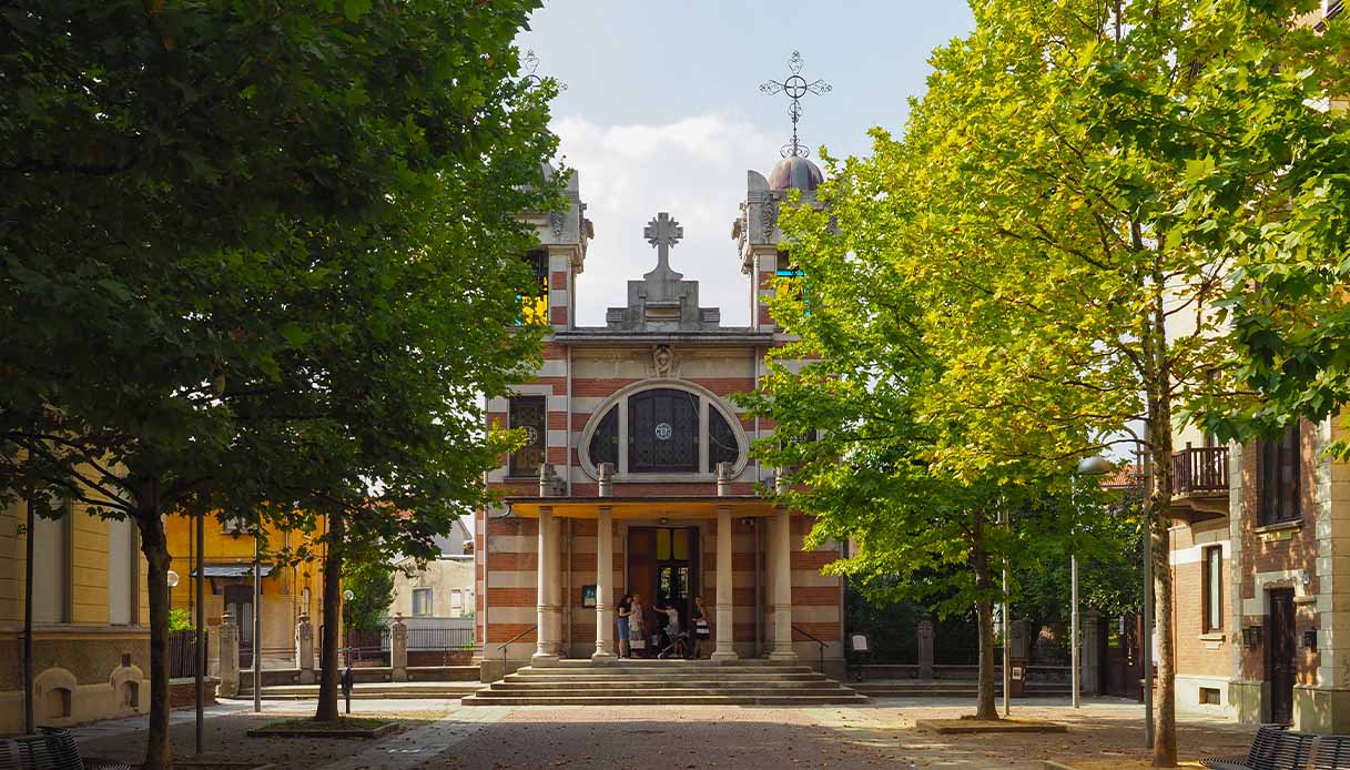 Chiesa di Santa Elisabetta, Villaggio Leumann