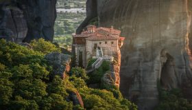 Monasteri “inaccessibili”: i più suggestivi del mondo
