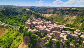 Puoi scoprire i borghi di questa regione dormendo in posti unici