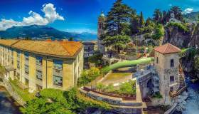 Una torre misteriosa viene finalmente svelata, cosa nasconde