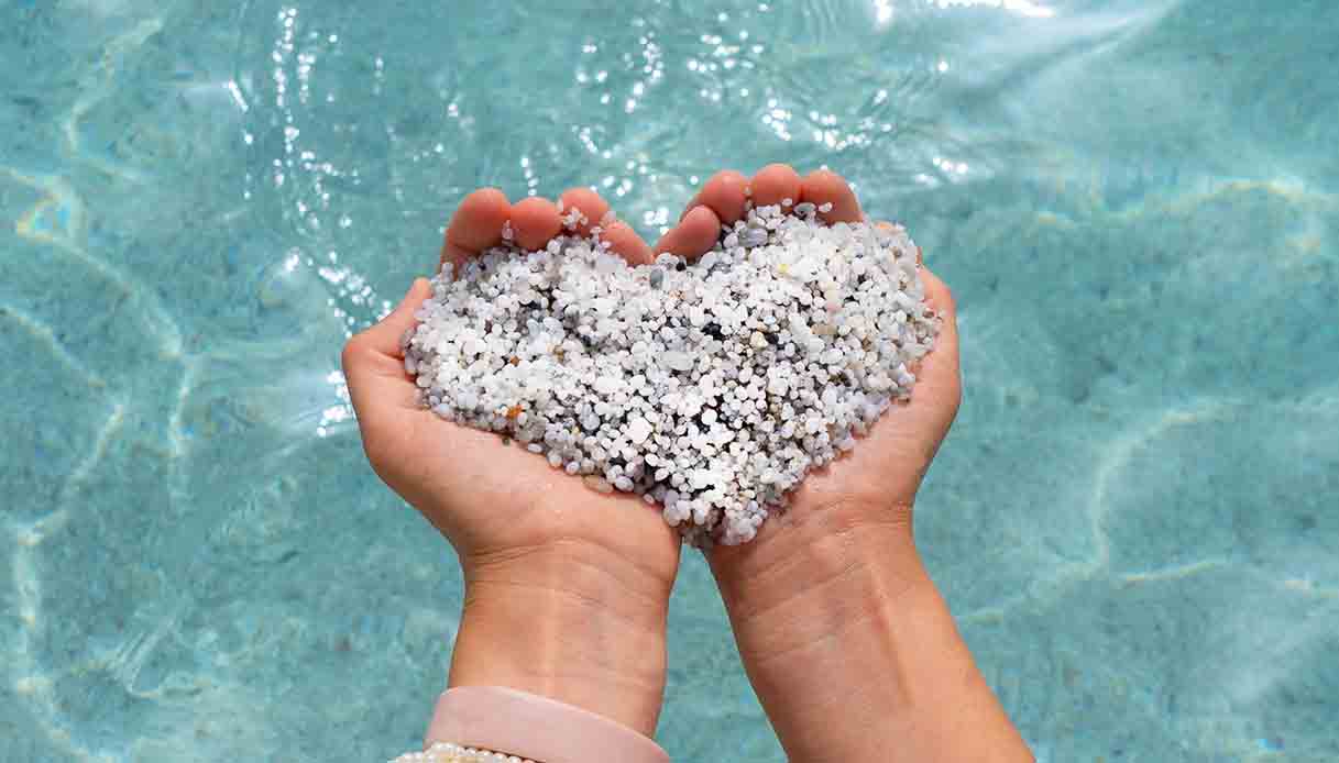La bianchissima spiaggia di Is Arutas in Sardegna