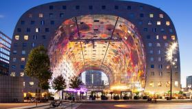 È la più grande opera d’arte visiva al mondo, e puoi attraversarla