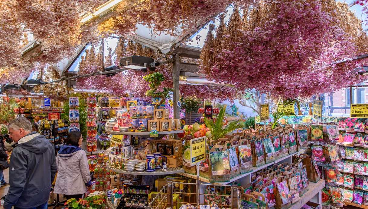 Bloemenmarkt, il mercato dei fiori galleggiante