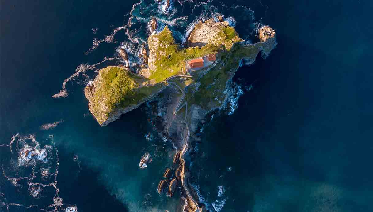 Gaztelugatxe-spagna-game-thornes-house-dragons