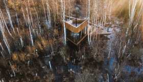 Puoi dormire in una villa nascosta nella foresta