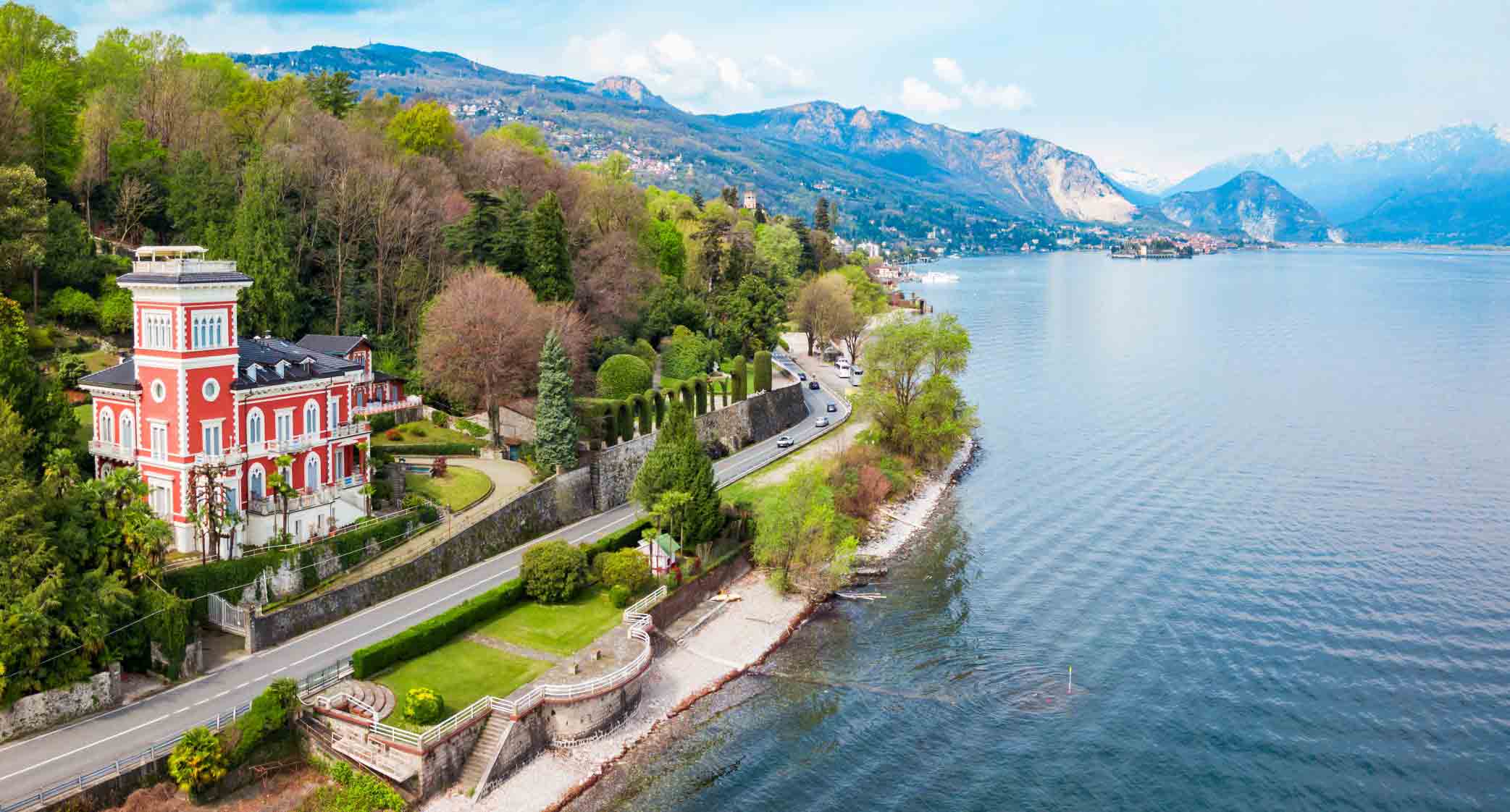 La nuova pista ciclabile lungo il lago Maggiore, una vera meraviglia