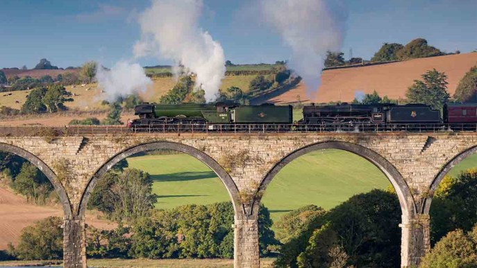 In Inghilterra, a bordo dello storico treno a vapore Flying Scotsman