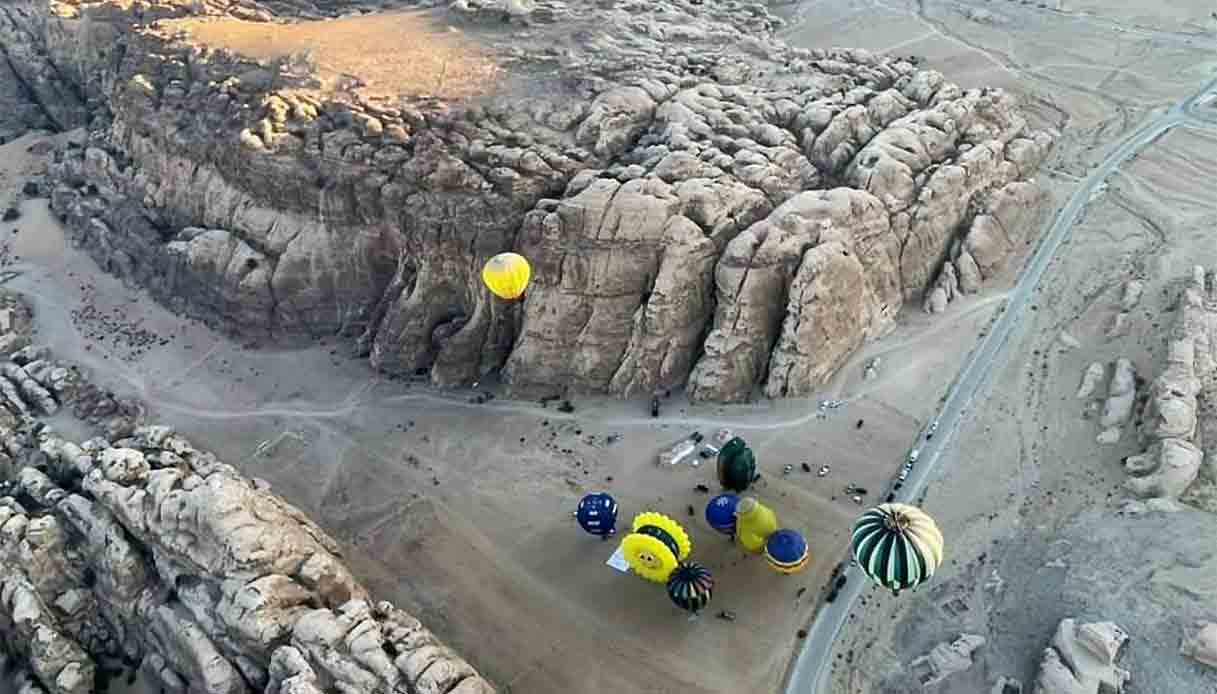 mongolfiere-petra