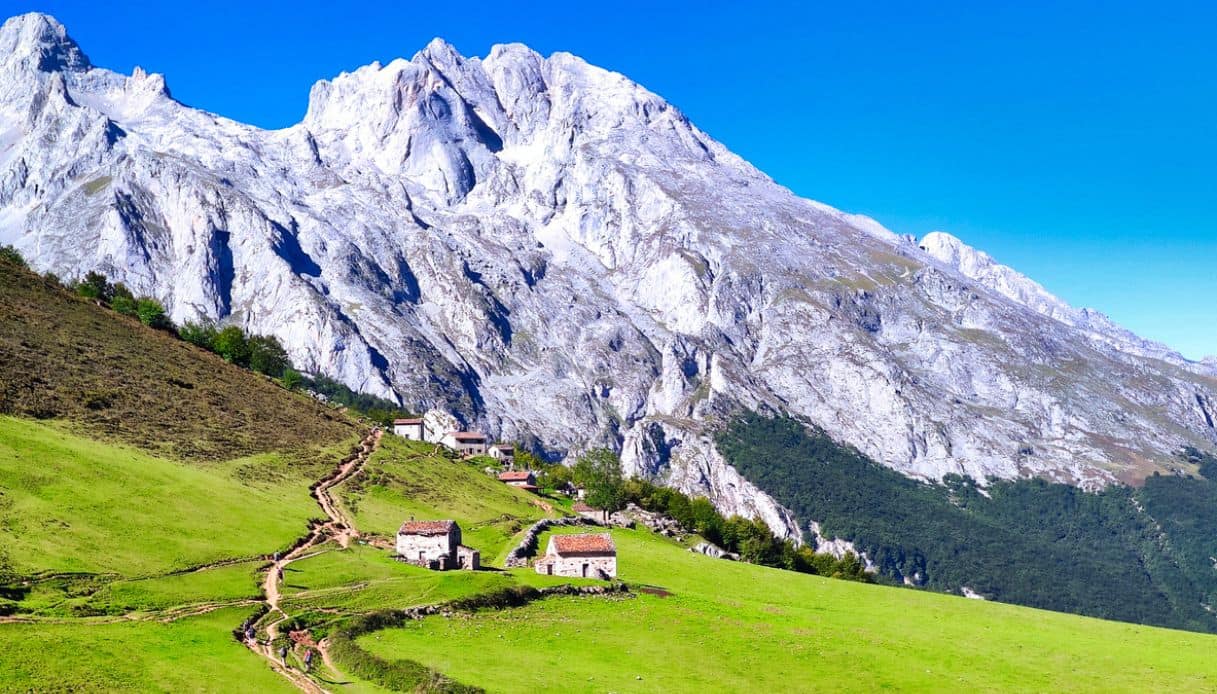 Asturie, una terra meravigliosa incastonata tra la montagna e il mare