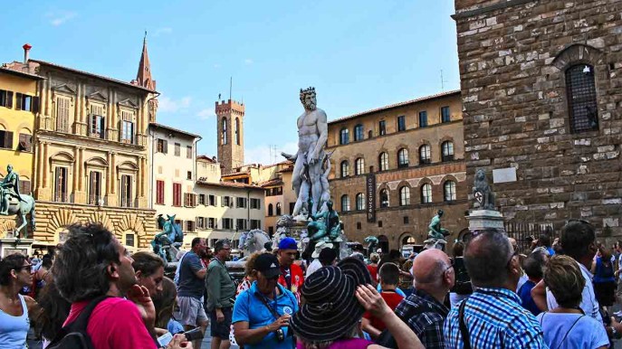 Si torna a viaggiare, ma il problema ora è (di nuovo) l’overtourism