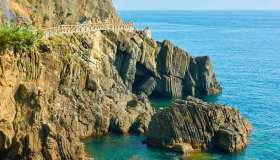 Riapre la passeggiata più romantica d’Italia, un museo a cielo aperto