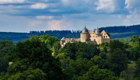 Dentro una fiaba: il castello nel bosco della Bella Addormentata