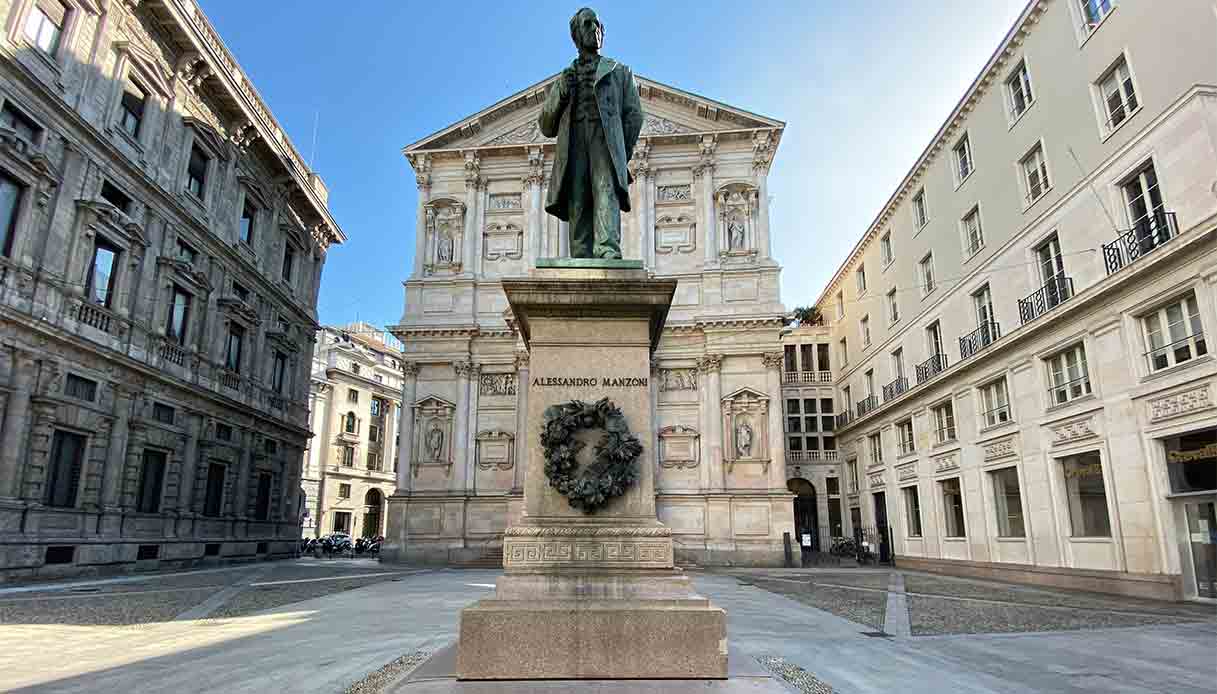statua-manzoni-milano