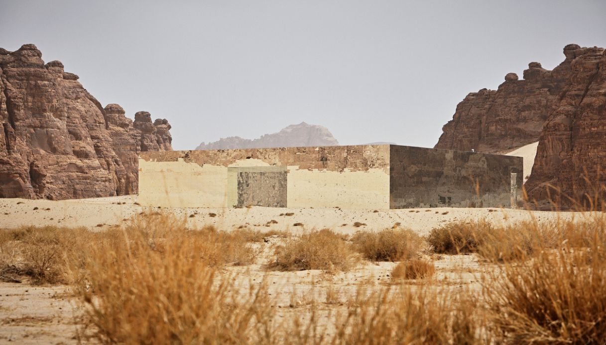 Un miraggio artificiale nel deserto