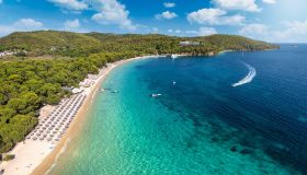 Koukounaries Beach, tra le più belle di Skiathos