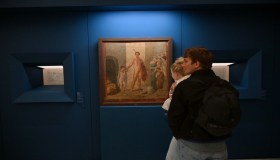 Le più belle mostre da vedere per chi resta in città ad agosto