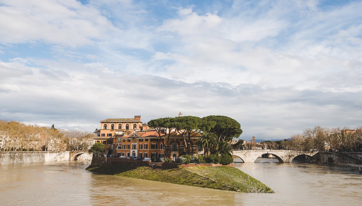 Tiberina, l'isola di roma