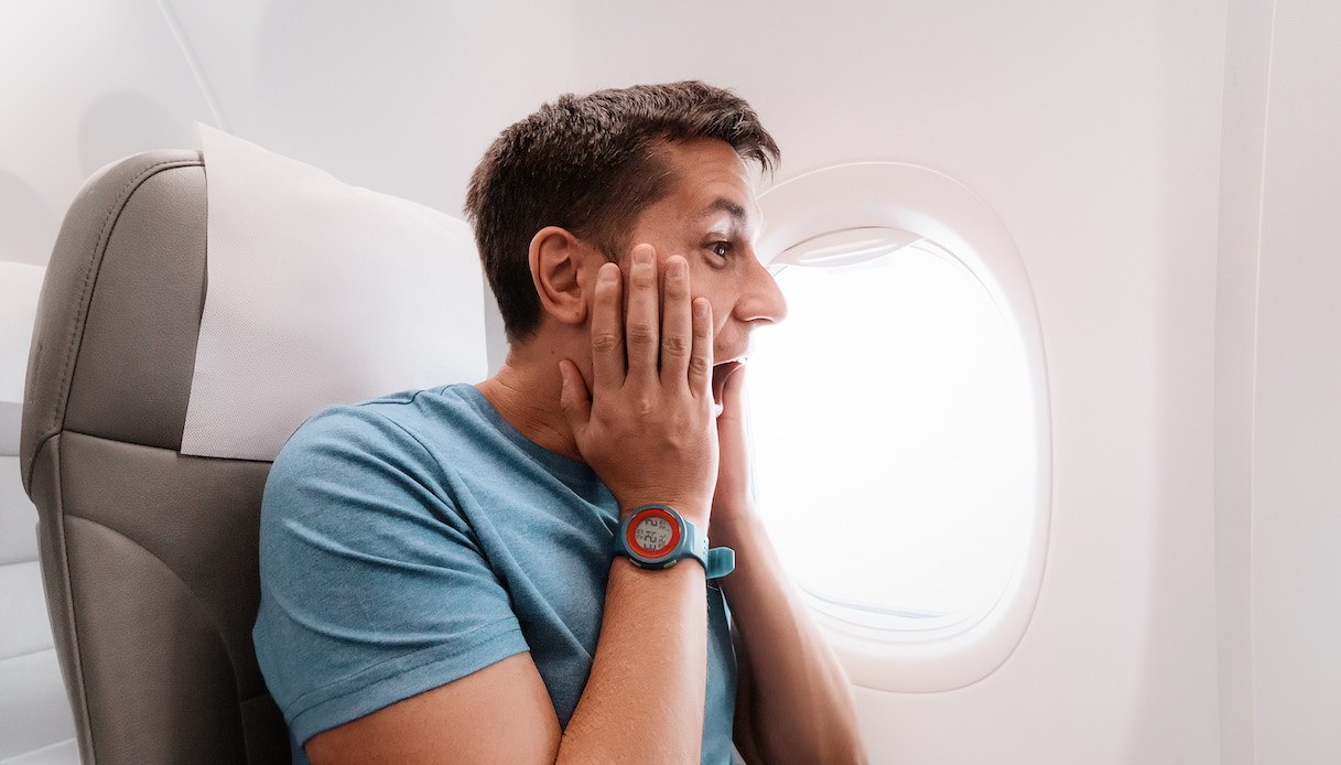 Turbolenze in volo? Ecco come affrontarle secondo i piloti