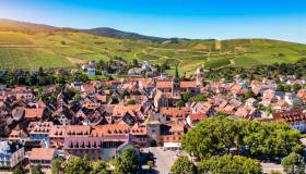 Il pittoresco villaggio in Alsazia dove il tempo si è fermato