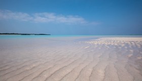 È una delle spiagge più belle del mondo. E no, non si trova alle Hawaii