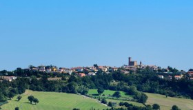 Tavoleto, il borgo con una magnifica struttura difensiva