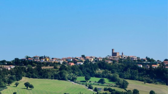 Tavoleto, il borgo con una magnifica struttura difensiva