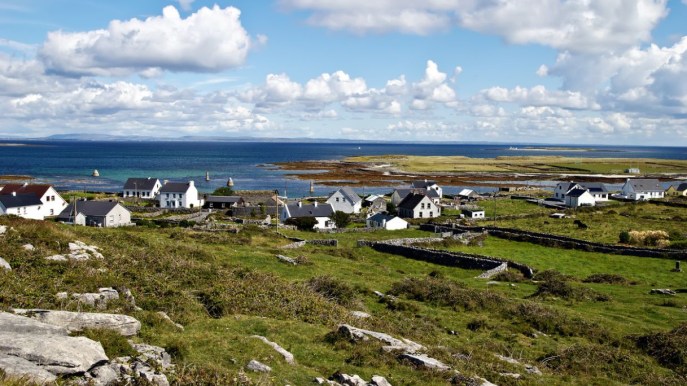 84.000 euro per trasferirsi su un’isola dell’Oceano Atlantico