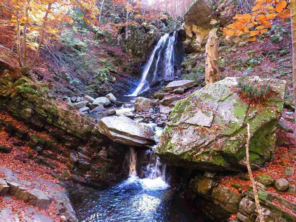 Sentiero delle Cascate di Sant'Annapelago