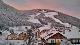 I borghi delle Dolomiti che sono perfetti per i viaggi di Natale