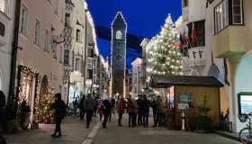 Mercatini di Natale di Vipiteno, il borgo dove si respira la magia dell’Avvento