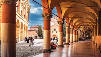 Da Bologna a Prato, il trekking lungo la nuova Via della Lana e della Seta
