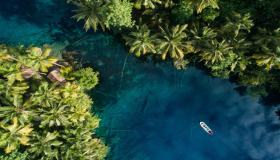 Qui c’è un lago dalle acque trasparenti come non si sono mai viste