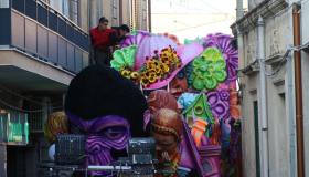 Questo è il Carnevale più “stretto d’Italia”: la festa è cominciata