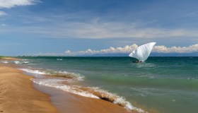 Tanganica, il lago più lungo del mondo che bagna 4 Paesi