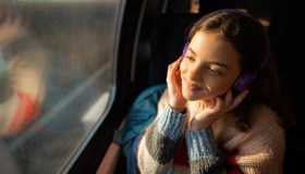 Viaggiare con e per la musica: lo studio che rivela che è essenziale